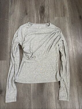 Commense Light Heather Gray Long Sleeve Side Twist Top